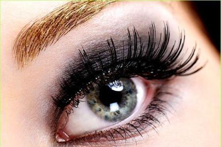 come-creare-uno-smokey-eye-semplicissimo-e-soft