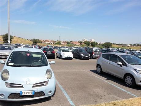 Tor Vergata. Le condizioni del parcheggio di fronte all'ospedale