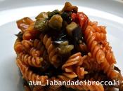 Fusilli glutenfree melanzane, pomodorini, pistacchi menta. Profumo d'estate