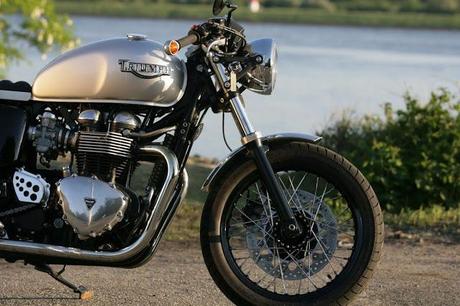 Triumph Thruxton 900 #1 by Triumph Hamburg