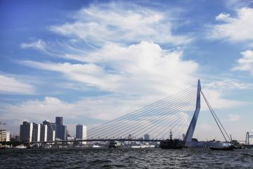 Erasmusbrug_Rotterdam_1531x1020px_J