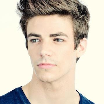 Arrow: Grant Gustin è Flash The CW Stephen Amell Grant Gustin Flash Arrow 