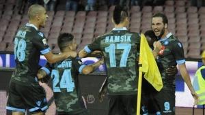 Tris del Napoli, pari per Inter, Juve e Milan Tris del Napoli, pari per Inter, Juve e Milan