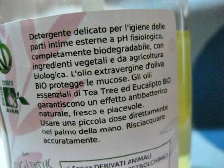 BIOLU' - Sapone intimo lenitivo (pH 4.0) biologico e vegano.