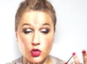 Video “Naked” online…