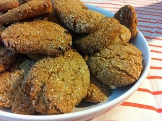 Biscotti farina di riso, crusca d'avena e nocciole: la colazione di questa settimana