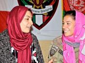 Afghanistan/ soldatesse della Transition Support Unit-South incontrano donne dell’associazione femminile Farah