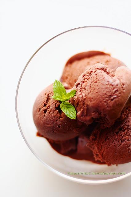 GELATO AL CIOCCOLATO...PER CONTINUARE A SENTIRSI IN VACANZA!!