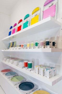 Pantone dai numeri alle Boutique