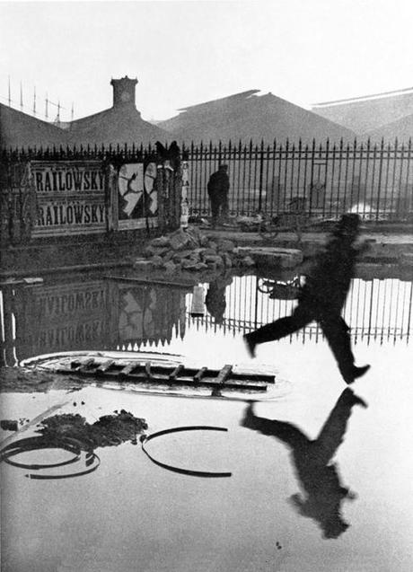 H. Cartier-Bresson, Paris. Place de l'Europe. Gare Saint Lazare. 1932