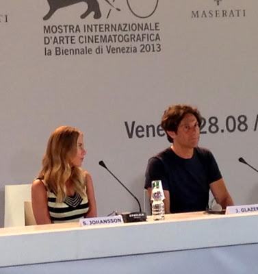 Venezia 2013, l’aliena Scarlett Johansson presenta Under the Skin: «Fare questo film è stato come andare in terapia»