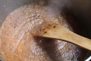 Semolina Halva - il dolce di semolino di Cipro che ricorda i sapori d'oriente