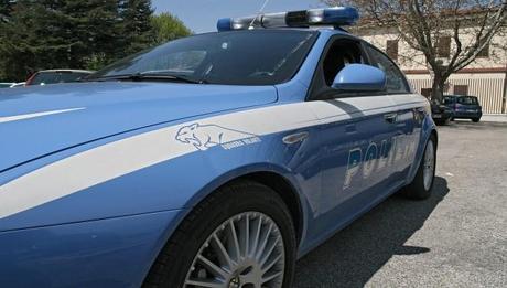 Cosenza, minore accoltella coetaneo durante una lite