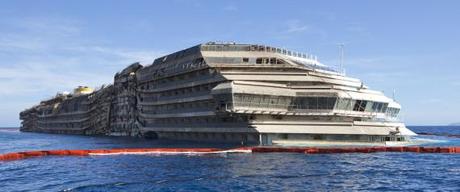 Smaltimento Costa Concordia: la nave potrebbe finire all’estero. Studio Fincantieri: “Porti italiani inadeguati”