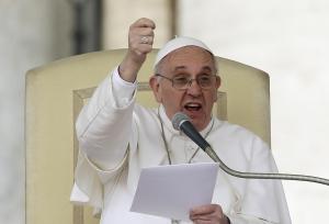 Papa Francesco Bergoglio accoglie divorziati e donne che hanno abortito: «Misericordia, non tortura» (video)