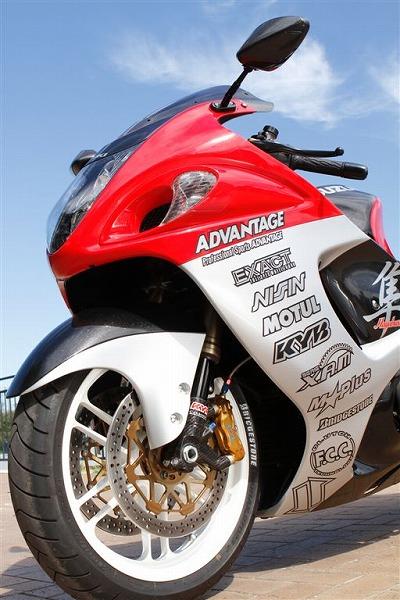 Suzuki GSX-R 1300 by Advantage