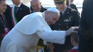 C 2 box 29065 foto1F Papa Francesco a Cagliari: ridare dignità e lavoro a tutti