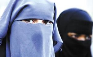 Il Canton Ticino vieta l'uso del Burqa in pubblico