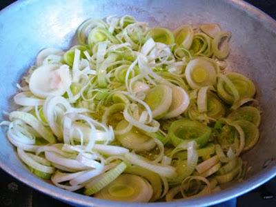 Mammazan si riposa e Luigi cucina il Riso Venere con frutti di mare