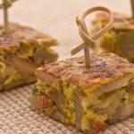 Finger food: frittata con carciofi, funghi e pancetta