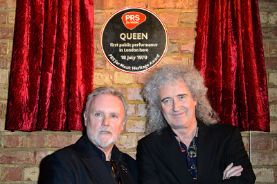 Due cantanti per compensare Freddie Mercury per il live della MGM Grand Garden Arena dei Queen