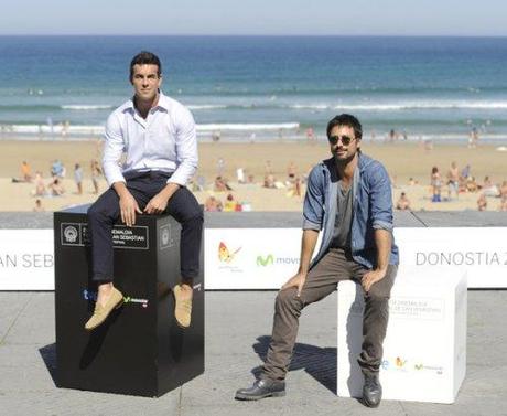 Hugo Silva e Mario Casas rivoluzionano il Festival del Cinema di San Sebastián