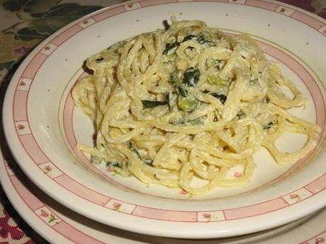 Spaghetti_alla_chitarra_con_zucchine_e_ricotta