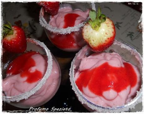 MOUSSE DI FRAGOLE