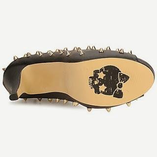 Outfit Black, White e Gold ispirato dal film BLING RING.