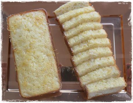 plumcake mela e limone drizzle cake