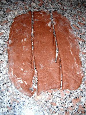 Pane al cacao e cannella per la prima colazione