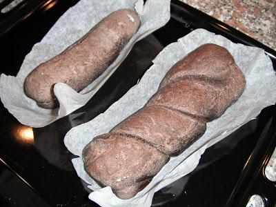 Pane al cacao e cannella per la prima colazione