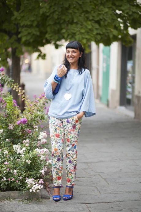 smilingischic, fashion bog, bye bye summer, flowers pants, heart, outfit, streetstyle, 