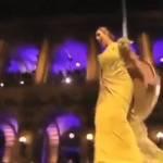 Modelle che cadono in passerella, la raccolta completa (Video)