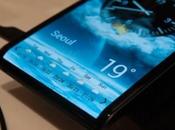 Samsung: futuro display curvo, sensore ISOCELL
