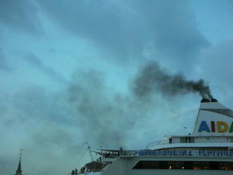 La motonave Aida fotografata difronte a San Marco (foto scattata il 15 sett 2013)