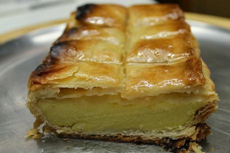 Galaktoboureko - il dessert cipriota di pasta fillo con crema al semolino