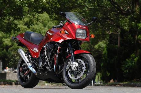 Kawasaki GPZ 900 R RCM-120 by Sanctuary Tokyo West