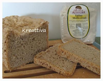 Pane multicereali con macchina del pane