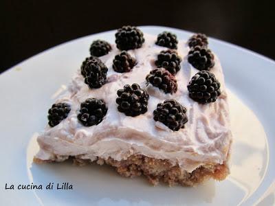 Dolci al cucchiaio: Tiramisù alle more