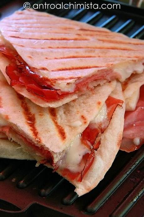 Piadina con Speck e Asiago