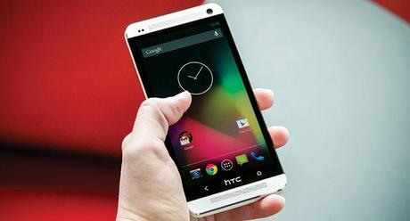 htc one nexus HTC One   iniziato il roll out internazionale di Android 4.3 !