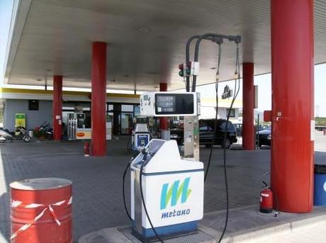 La Toscana non brilla per le auto a metano, Arezzo esclusa