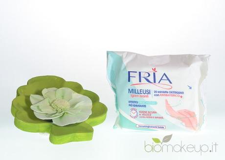 FRIA 01 Review salviette milleusi e idratanti Fria,  foto (C) 2013 Biomakeup.it