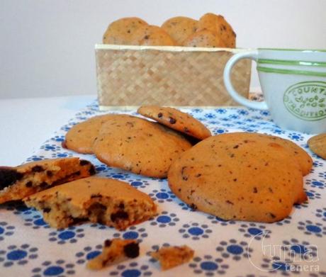 Biscotti da thé al cioccolato con livieto madre