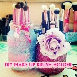 IDEA PORTA PENNELLI / DIY MAKE UP BRUSH HOLDER