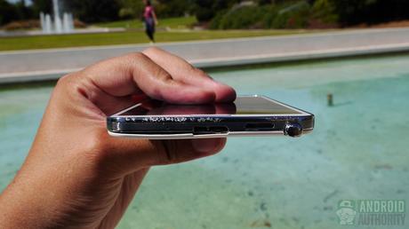 Samsung Galaxy Note 3 drop test aa 8 Tempo di drop test anche per il Galaxy Note 3 (VIDEO)