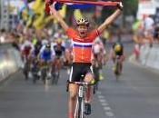 Poel, Mondiale Junior