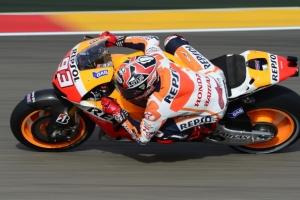 Ancora una pole per Marquez, ma Lorenzo, Pedrosa e Rossi ci sono