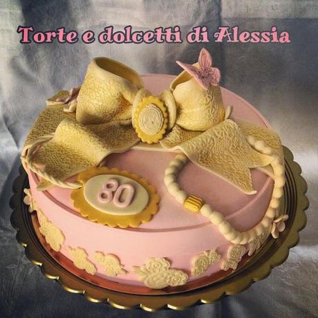 Vintage hat box cake: buon compleanno, nonna!